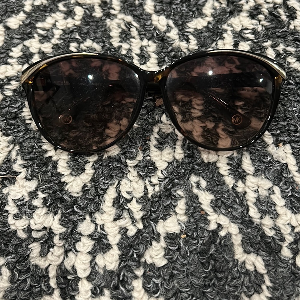 Final: Michael Kors Farrah Sunglasses